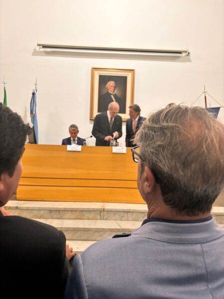 Conferencias magistrales de E. Raúl Zaffaroni (profesor e métito de la UBA) y Vittorio Manes (catedrático de derecho penal de la Universidad de Bologna).