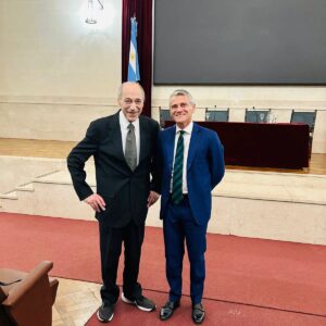 Conferencias magistrales de E. Raúl Zaffaroni (profesor e métito de la UBA) y Vittorio Manes (catedrático de derecho penal de la Universidad de Bologna).