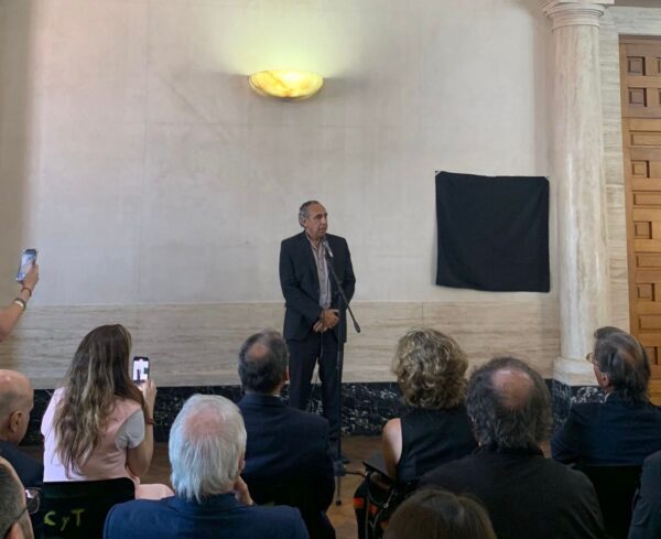 Homenaje al profesor Enrique Garcia Vitor, quien fuera el fundador de la AAPDP.